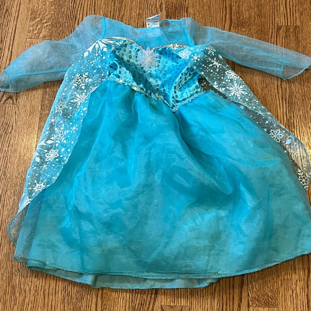 Disney Frozen Elsa Musical Light up Dress